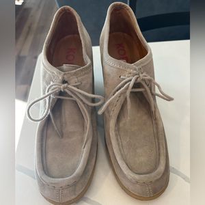 Michael Kors Tan Suede Wedge boots Lace Up‎ Shoe Rubber Sole Size 9